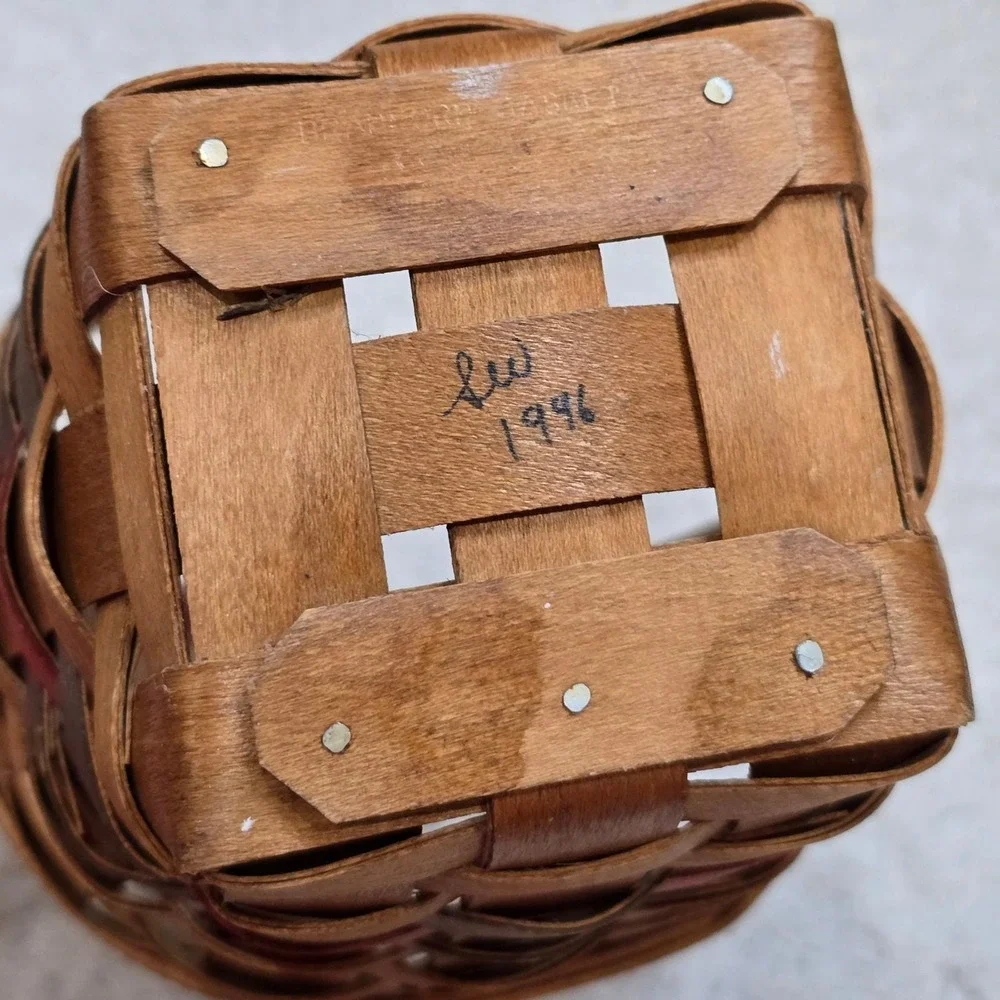 Woven Wood Basket with Handle Rustic‎ Farmhouse Decor 1996 Red Gray Trim Vintage